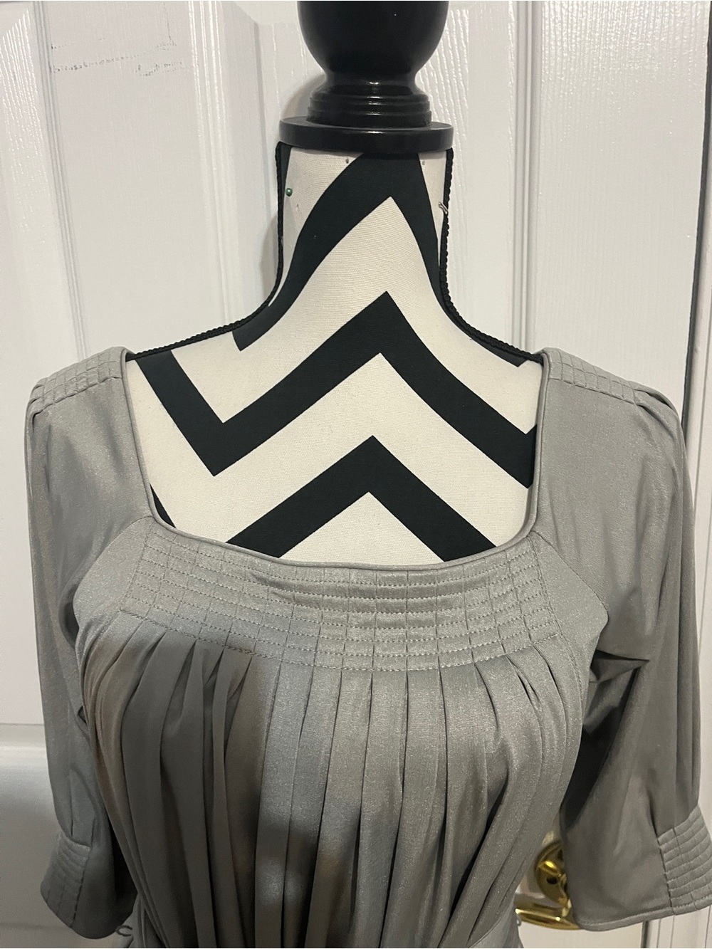 Eliza J, 4, Gray Pleated Belted and Women’s Dress - Picture 2 of 6